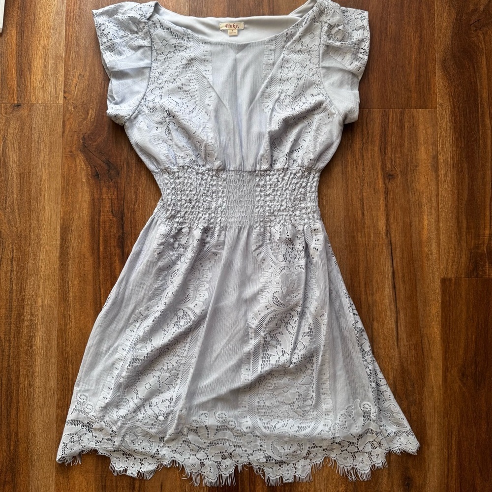Vintage Lace Mini Dress Smocked Flutter Sleeve Romantic Coquette Cottagecore Y2K - Picture 2 of 9